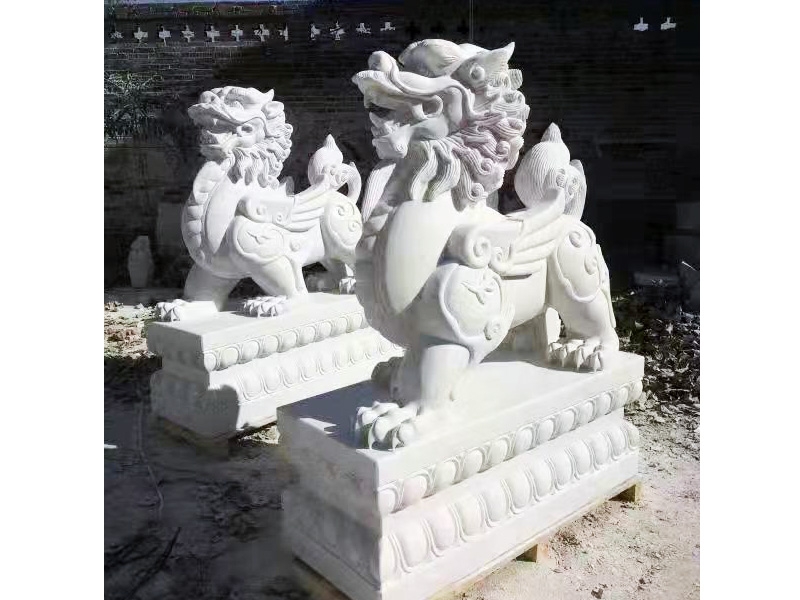 動物石雕