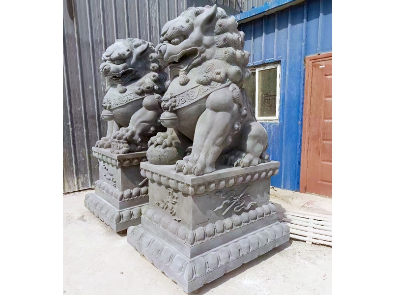 動物石雕
