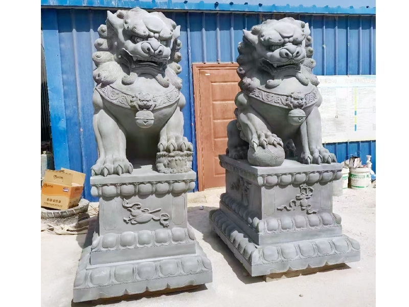 動物石雕