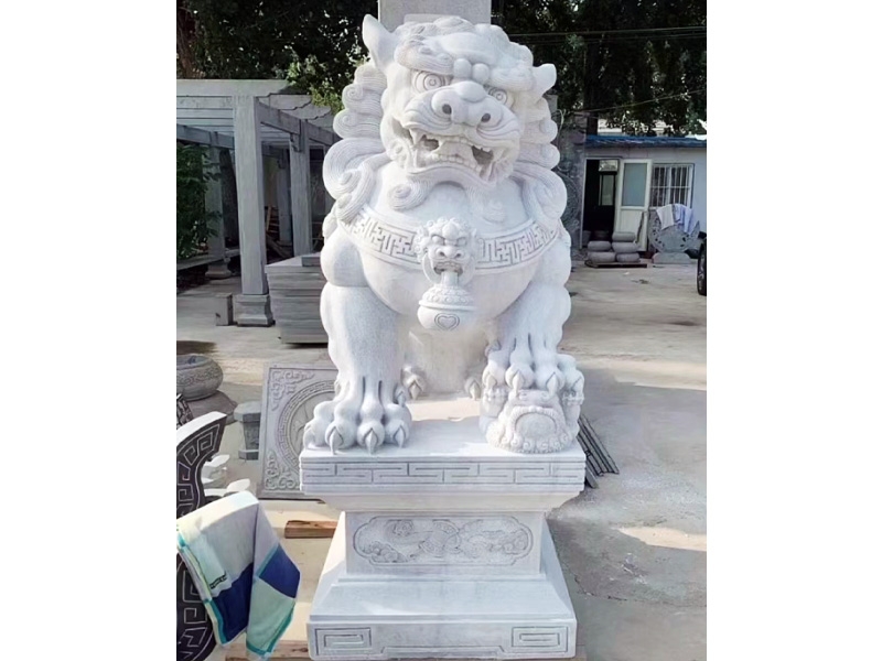 動物石雕